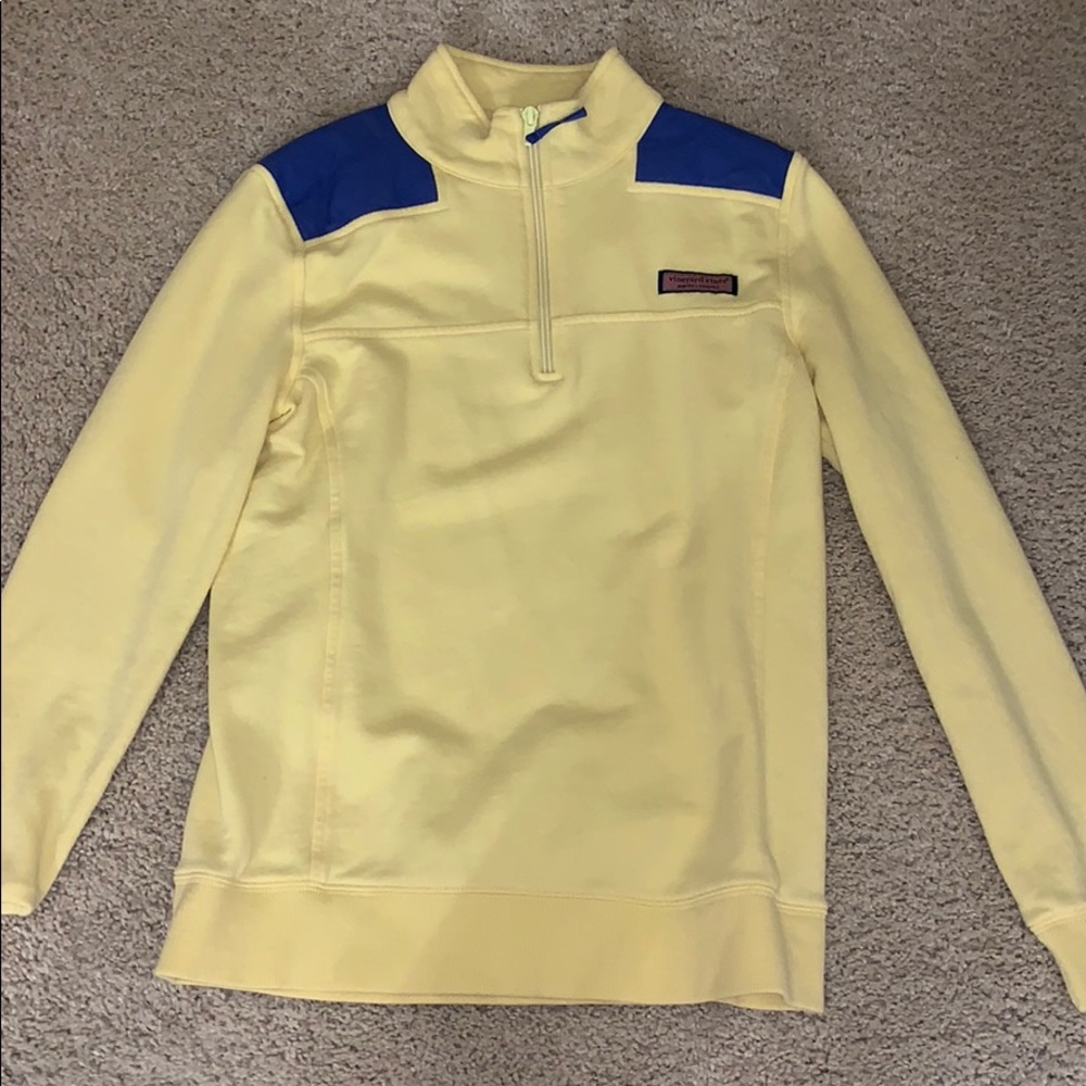 Vineyard vines